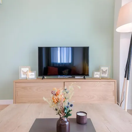 Sleek Flat 5 Min To Marina Apartmán